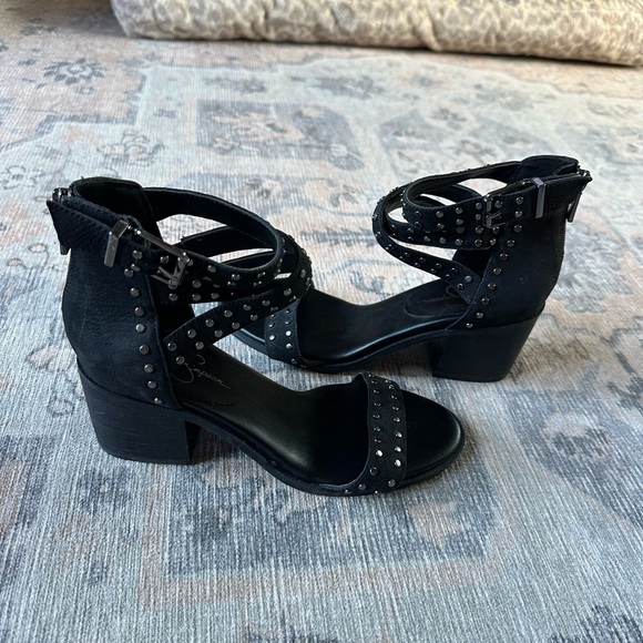 Jessica Simpson Sandals - Picture 5 of 5